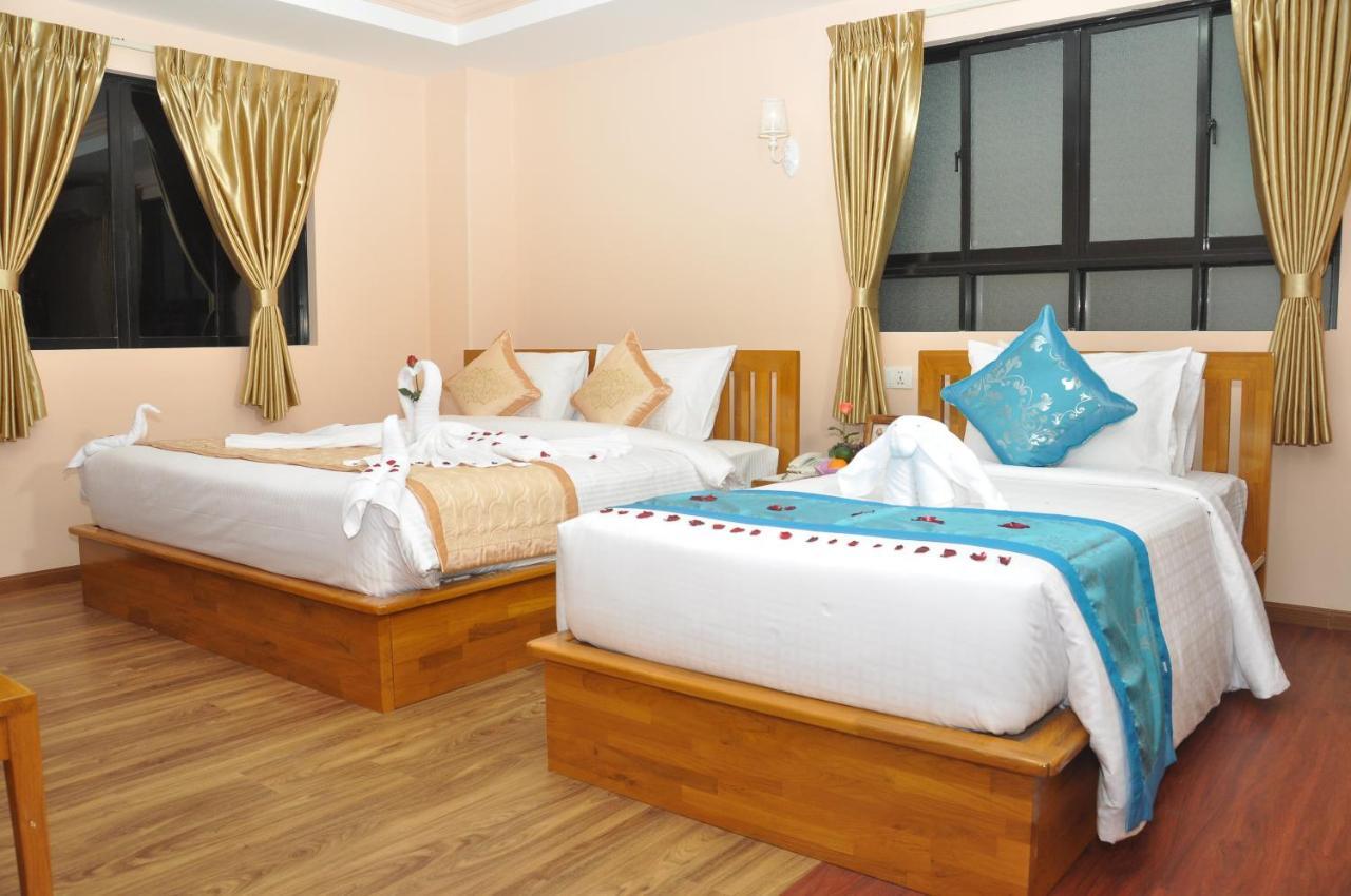 Royal Landmark Hotel Yangon Ngoại thất bức ảnh